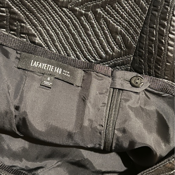 LAFAYETTE 148 | Vegan Leather Skirt | US 6 - Picture 4 of 7